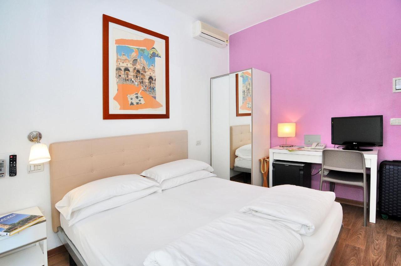 Hotel Nederland Caorle Exteriér fotografie